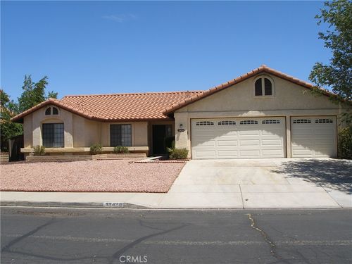 13436 Ironstone Ave, Victorville, CA, 92392 | Card Image