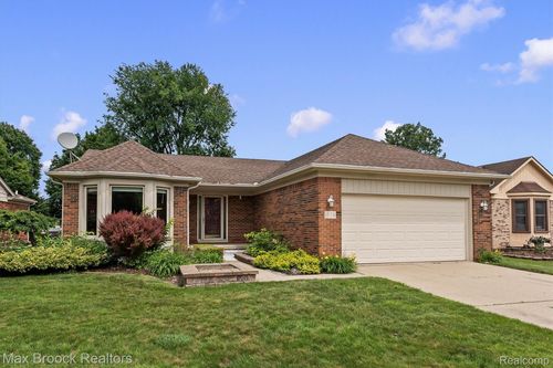 1776 Hillman Dr, Troy, MI, 48083-6903 | Card Image