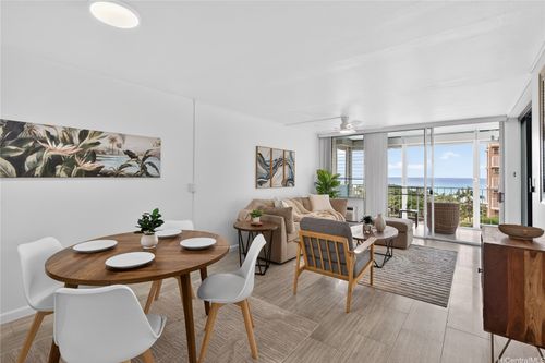 apt-904-204 Kapahulu Ave, Honolulu, HI, 96815-3942 | Card Image