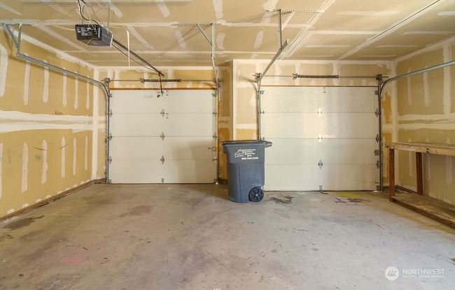 Garage | Image 14