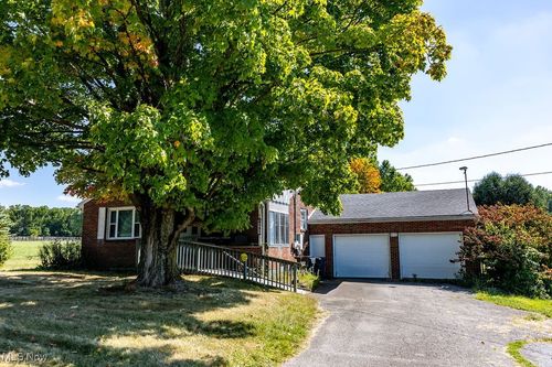 8131 Leffingwell Rd, Canfield, OH, 44406-9717 | Card Image