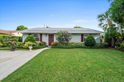 6195 Dimond Street, House other with 3 bedrooms, 2 bathrooms and null parking in Jupiter FL | Image 1