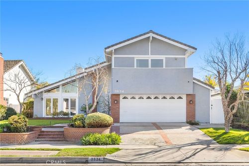 3834 Mistral Dr, Huntington Beach, CA, 92649-2136 | Card Image