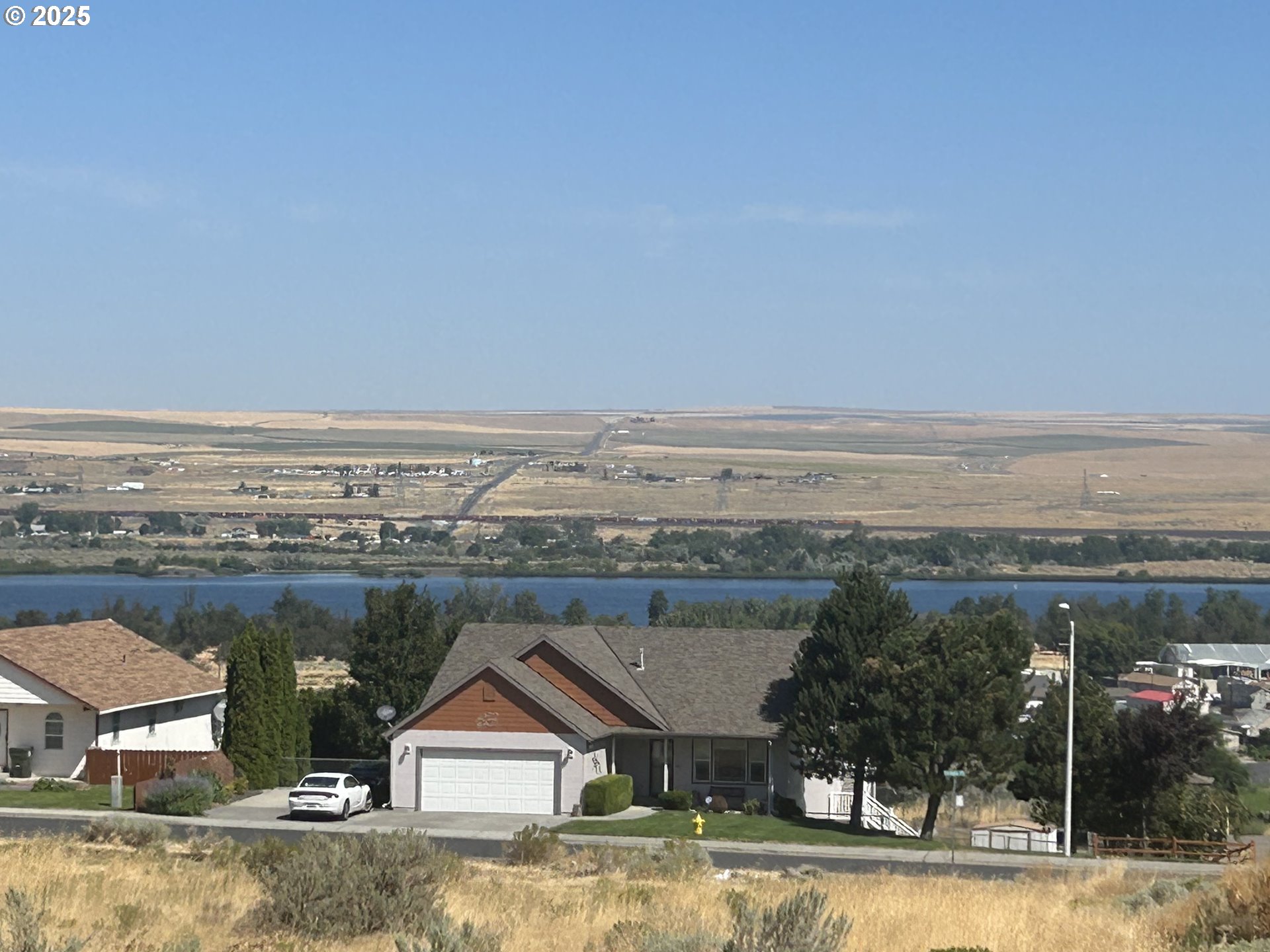 Land in Umatilla 2