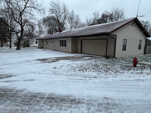 202 Shaffer Rd, Antwerp, OH, 45813-9447 | Card Image