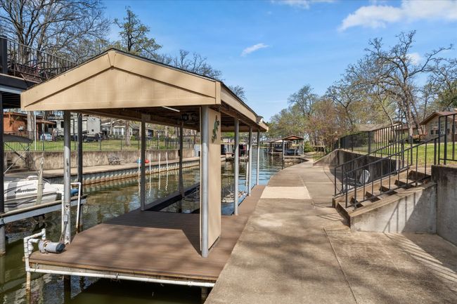 215 Lakeview Dr, House other with 3 bedrooms, 3 bathrooms and null parking in Trinidad TX | Image 5