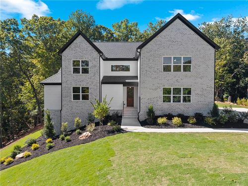 136 Lakeview Way, Baldwin, GA, 30511-3052 | Card Image