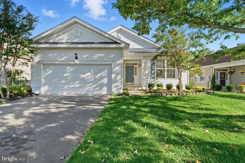 225 Mirage Blvd, Barnegat, NJ, 08005-5601 | Card Image