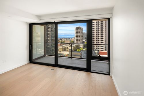 1113-300 Virginia St, Seattle, WA, 98101-1876 | Card Image