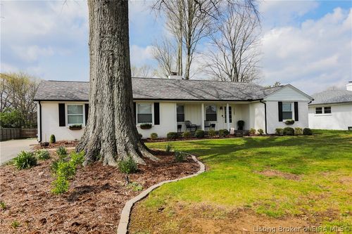 1705 Crestview Dr, New Albany, IN, 47150-5505 | Card Image