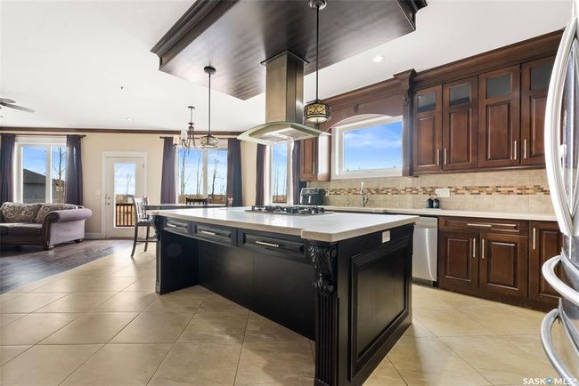 142 Rock Pointe Cres, House other with 8 bedrooms, 5 bathrooms and 6 parking in Pilot Butte SK | Image 7