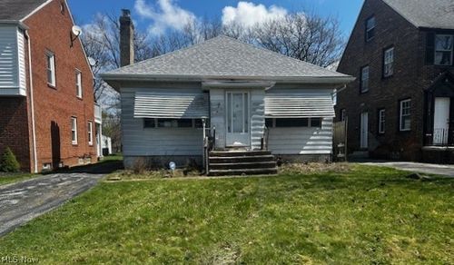 2239 Barrington Rd, University Heights, OH, 44118-3026 | Card Image