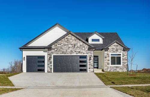 3610 Ne 12th St, Ankeny, IA, 50021-7508 | Card Image