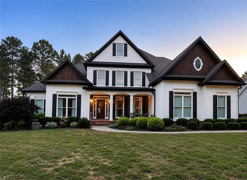 6465 Valley Crossing Way, Cumming, GA, 30028-2273 | Card Image