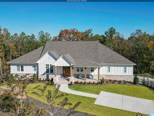 5862 Shades Run Ln, HOOVER, AL, 35244-4110 | Card Image