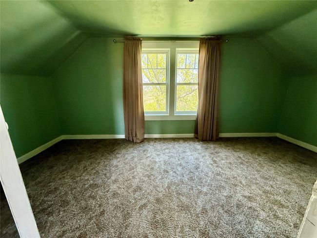 Bedroom 1 upstairs | Image 25