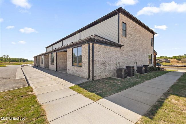 Townhome | Image 26