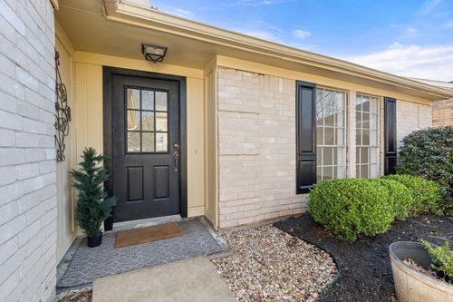 3932 Frontier Dr, Sugar Land, TX, 77479-1707 | Card Image