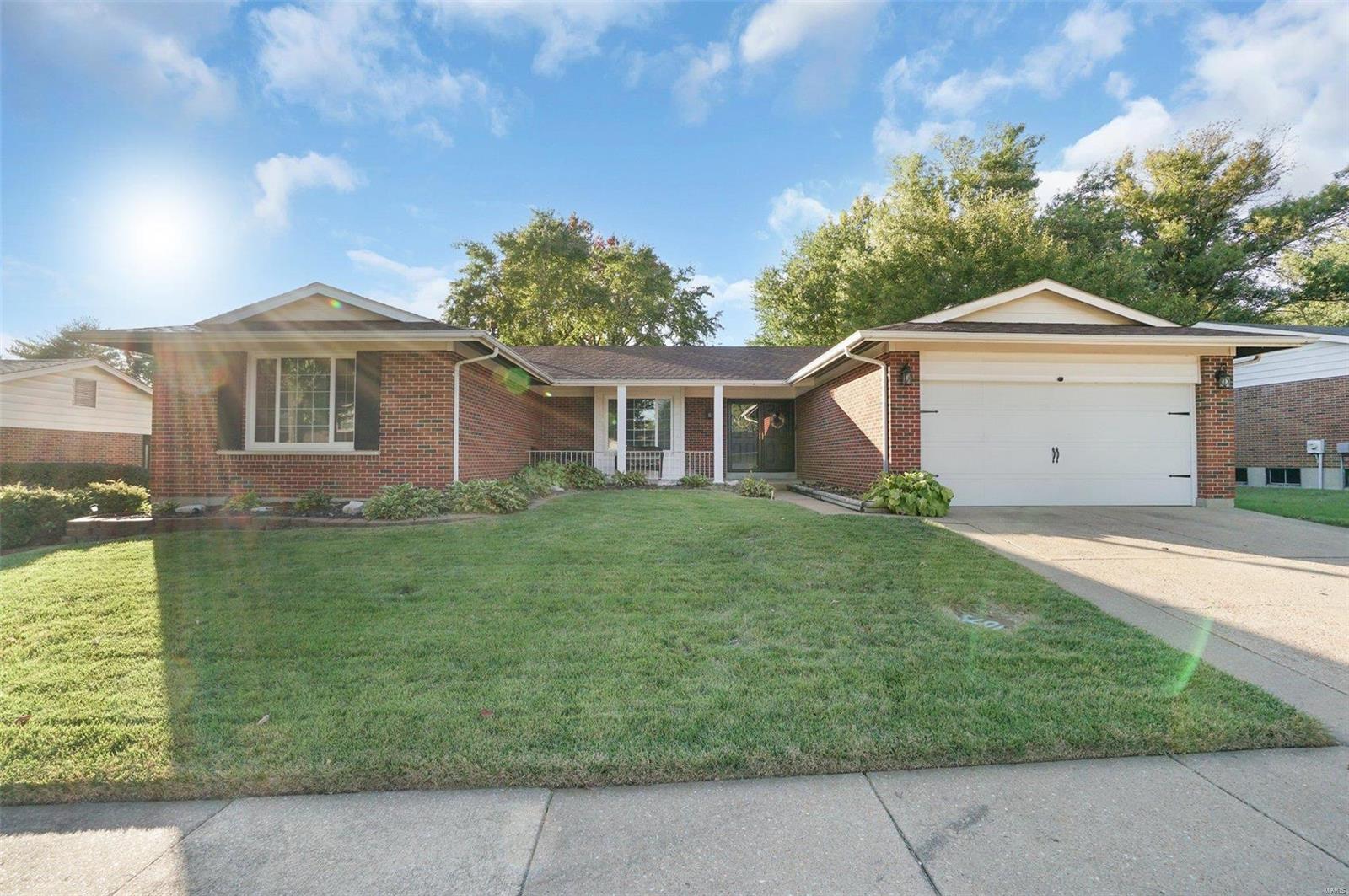 Vago Ln, Florissant, MO 63034