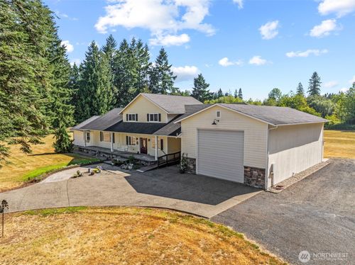 124 S Gilbert Road, Onalaska, WA, 98570 | Card Image