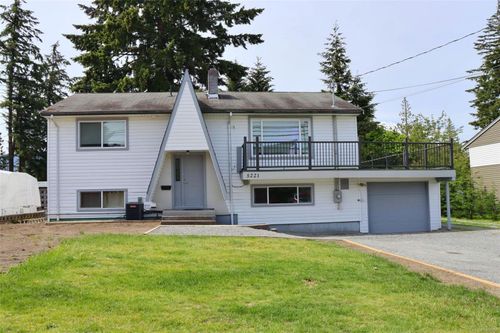 5221 Metral Dr, Nanaimo, BC, V9T2K7 | Card Image