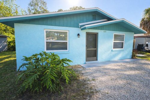 4849 Camphor Ave, SARASOTA, FL, 34231-7409 | Card Image