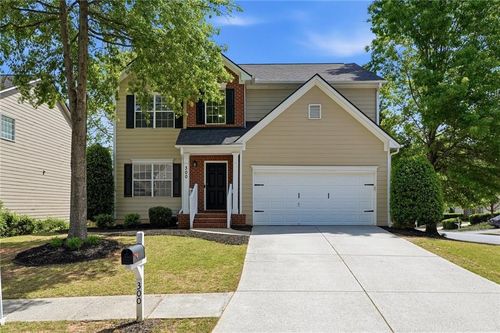 300 Tuggle Ct, Woodstock, GA, 30188-7819 | Card Image