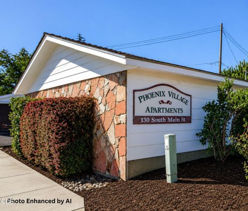 130 S Main St, Phoenix, OR, 97535-6653 | Card Image