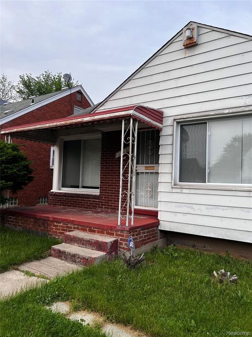 8208 Kentucky St, Detroit, MI, 48204-3106 | Card Image