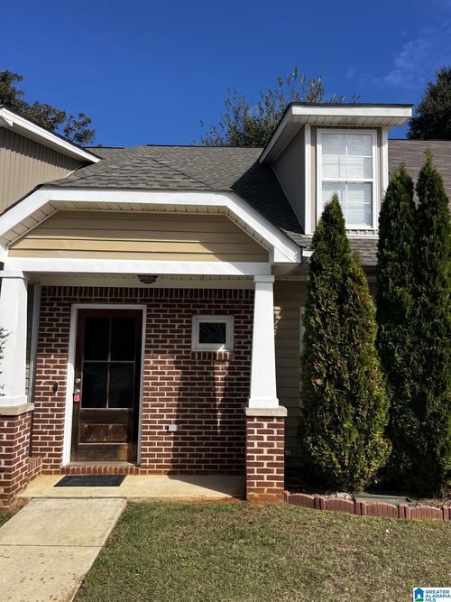 113 Little John Cir, Calera, AL, 35040-4957 | Card Image