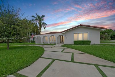 7445 Sw 147th St, House other with 4 bedrooms, 2 bathrooms and null parking in Palmetto Bay FL | Image 1