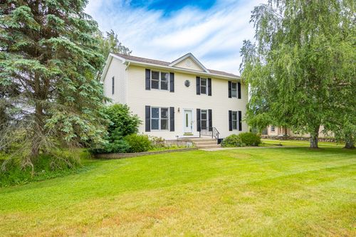 281 Dewey St, Churchville, NY, 14428-9334 | Card Image