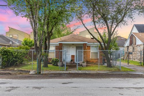 5022 Stimson St, Houston, TX, 77023-1928 | Card Image