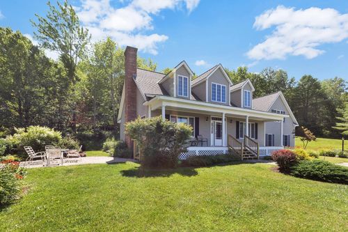 975 S Hill Rd, Ludlow, VT, 05149-9521 | Card Image