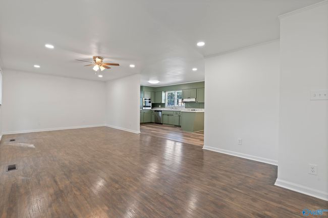 1401 Woodmont Ave Se, House other with 3 bedrooms, 2 bathrooms and null parking in Huntsville AL | Image 5