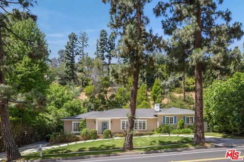 1165 Coldwater Canyon Drive, Beverly Hills, CA, 90210 | Card Image
