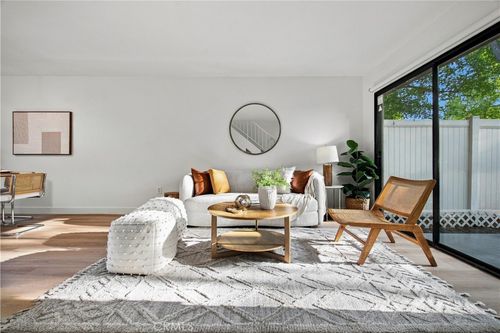 28867 Conejo View Dr, Agoura Hills, CA, 91301-4514 | Card Image