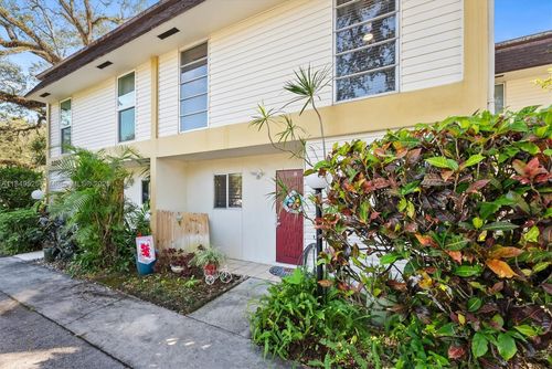 15b-3300 Atlanta St, Hollywood, FL, 33021-3146 | Card Image