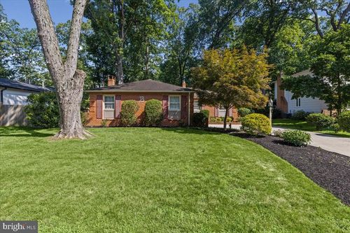 8 Windgate Rd, CHERRY HILL, NJ, 08003-1823 | Card Image