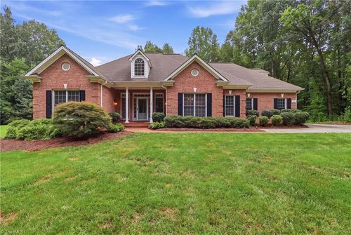 7925 Old Salisbury Rd, Linwood, NC, 27299-9629 | Card Image