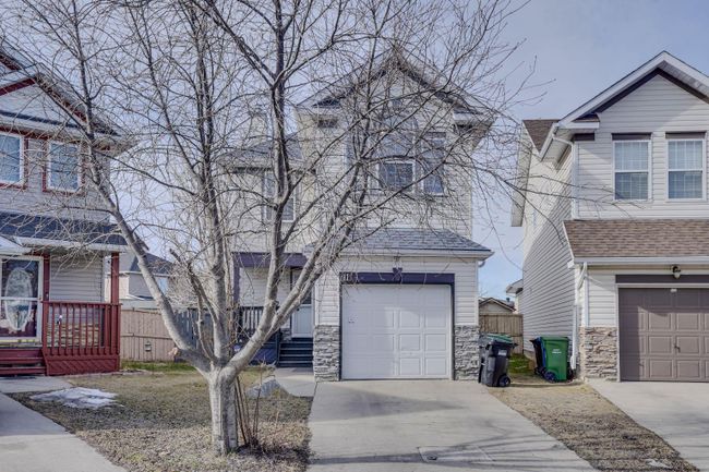117 Coral Springs Mews Ne, Home with 3 bedrooms, 3 bathrooms and 2 parking in Calgary AB | Image 2