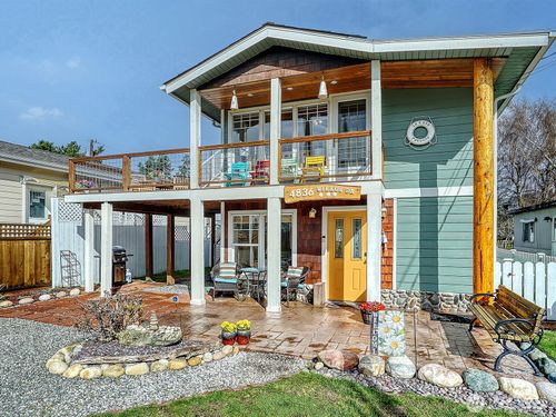 4836 Willow Dr, Blaine, WA, 98230-9672 | Card Image