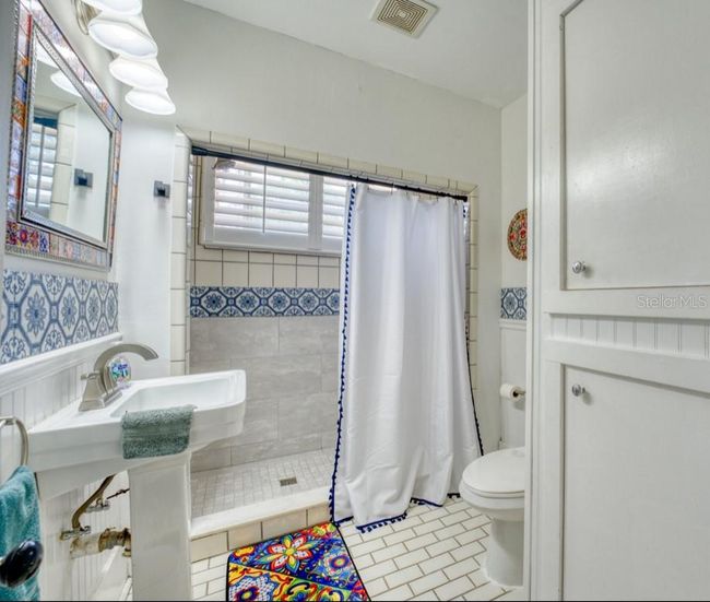 2002 Central Ave, House other with 2 bedrooms, 1 bathrooms and null parking in Sarasota FL | Image 28