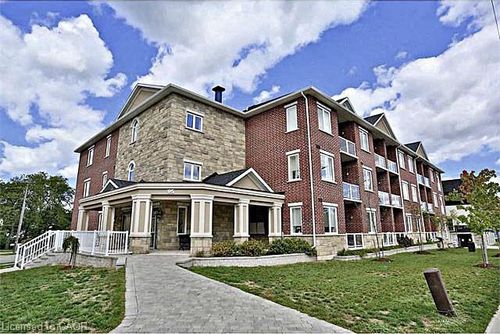 208-95 Wilson St W, Ancaster, ON, L9G1N1 | Card Image
