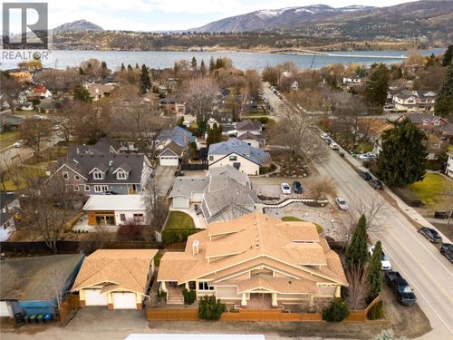 451 Cadder Avenue, Kelowna, BC, V1Y5N2 | Card Image
