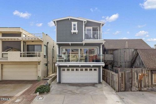 104 La Brea St, Oxnard, CA, 93035 | Card Image