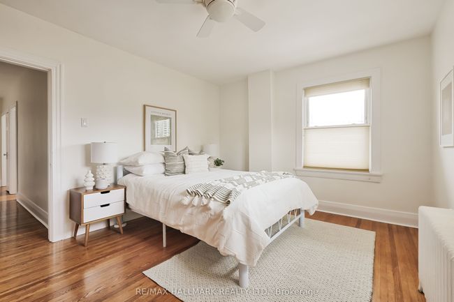 333 Sackville St, House attached with 3 bedrooms, 2 bathrooms and null parking in Toronto ON | Image 19