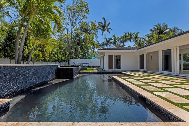 2008 Admirals Way, House other with 3 bedrooms, 3 bathrooms and null parking in Fort Lauderdale FL | Image 23