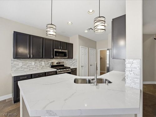 6416 Alderlyn Ave, Las Vegas, NV, 89122-0841 | Card Image