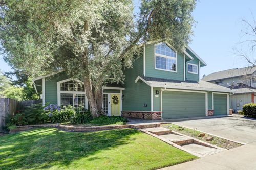 3925 Woodpointe Circle, Sacramento, CA, 95821 | Card Image
